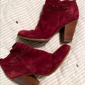 Franco Fortini size 9 booties